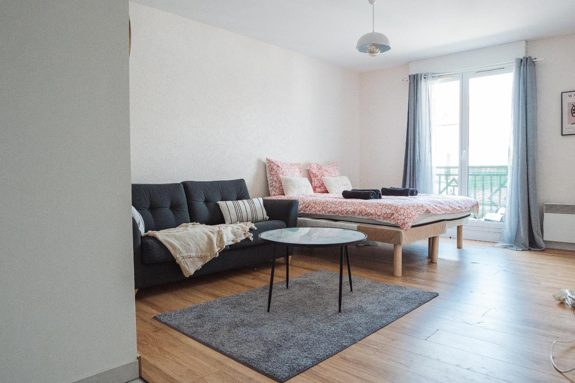 Cosy Studio Entre Paris Et Disneyland Paris Apartment Esbly Bagian luar foto