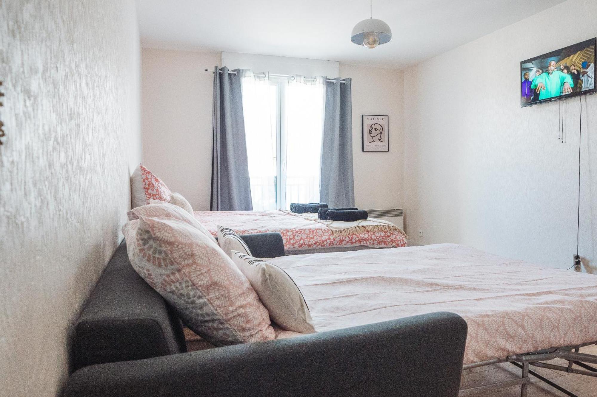 Cosy Studio Entre Paris Et Disneyland Paris Apartment Esbly Bagian luar foto